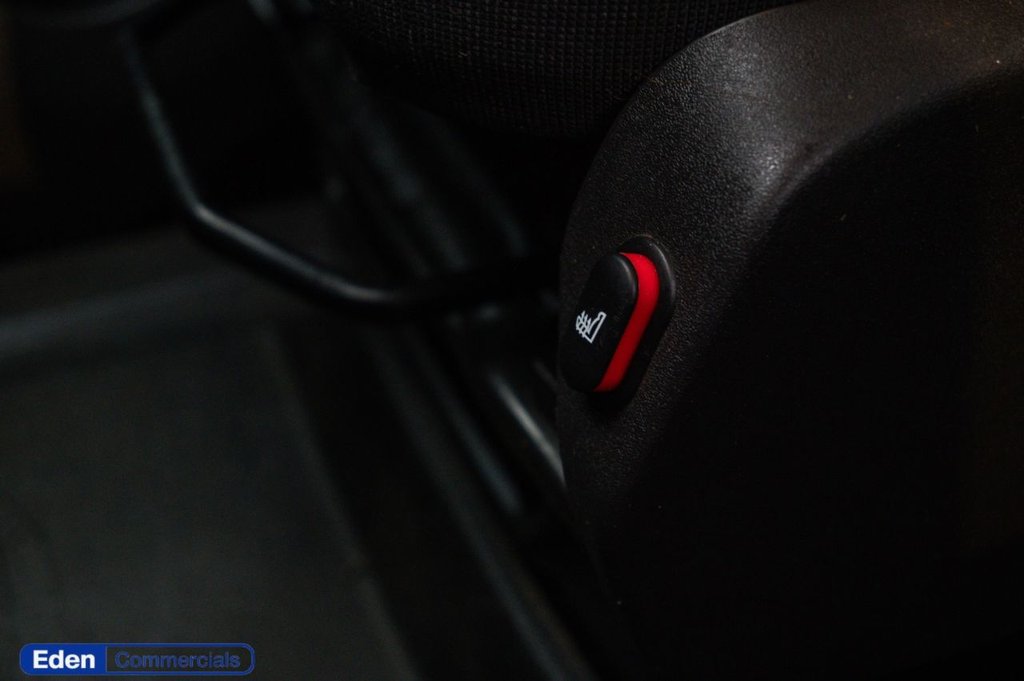 Used Ford Transit Custom 2015 for sale - 77576056: Photo 16