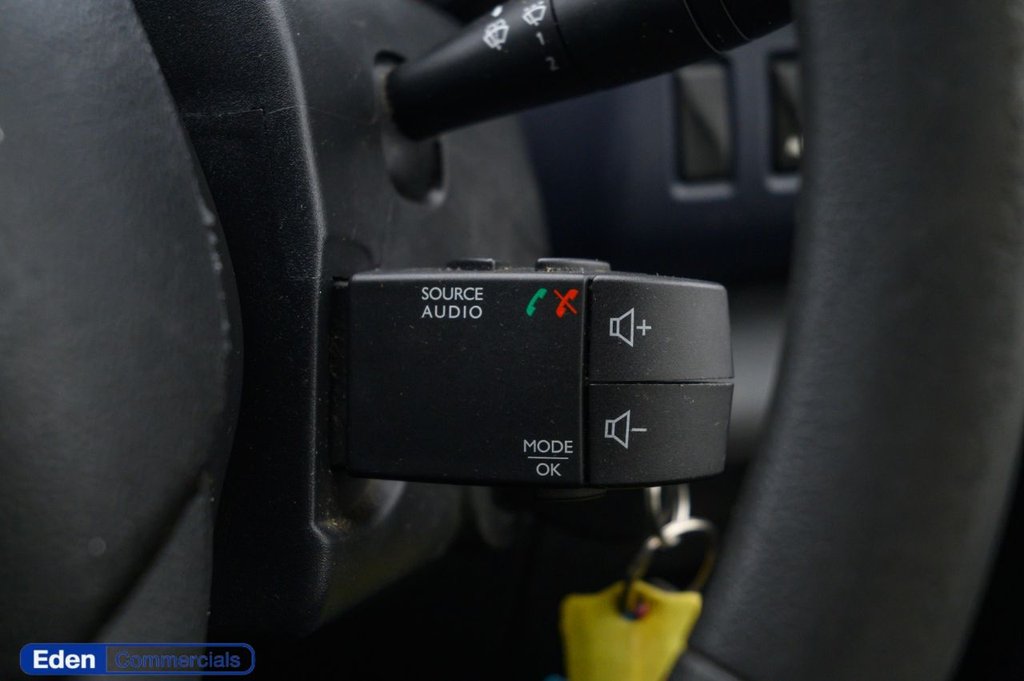 Used Vauxhall Vivaro 2016 for sale - 77407716: Photo 18