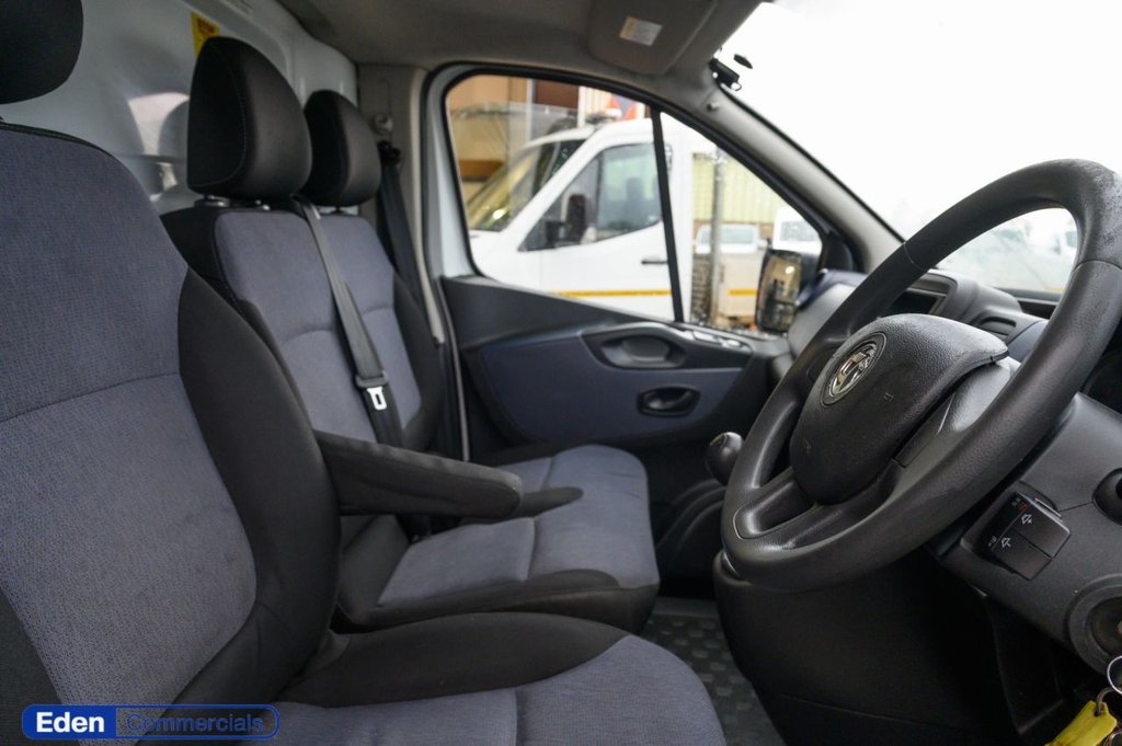 Used Vauxhall Vivaro 2016 for sale - 77407716: Photo 8
