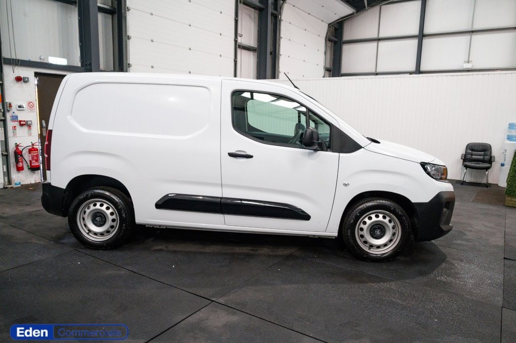 Used Vauxhall Combo 2024 for sale - 77341599: Photo 2