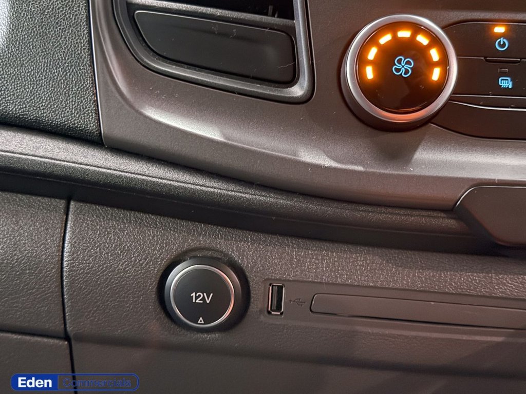 Used Ford Transit Custom 2020 for sale - 77313279: Photo 21