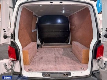 Used Volkswagen Transporter 2021 for sale - 75253474: Photo
