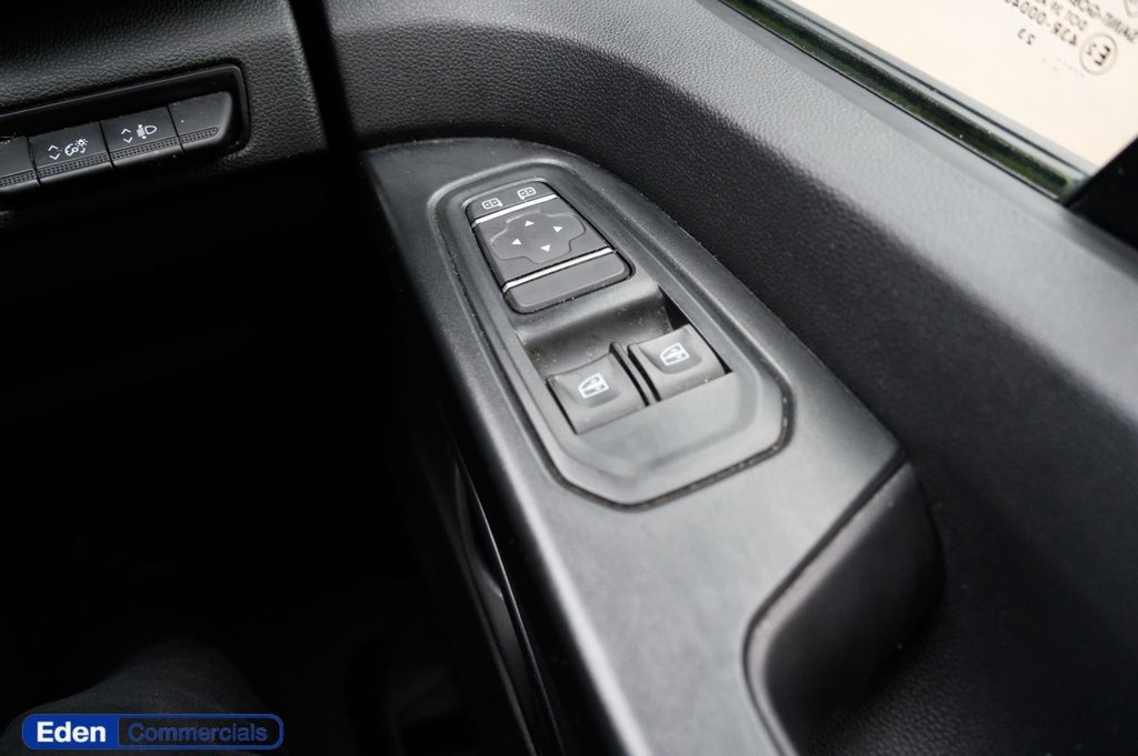 Used Renault Trafic 2023 for sale - 77038002: Photo 16