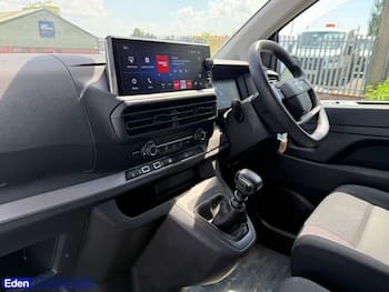 Used Vauxhall Vivaro 2024 for sale - 79275772: Photo