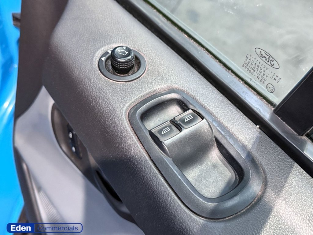 Used Ford Transit Custom 2016 for sale - 76162673: Photo 23