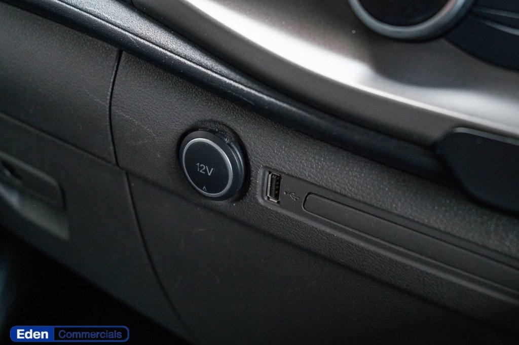 Used Ford Transit Custom 2018 for sale - 77080587: Photo 17