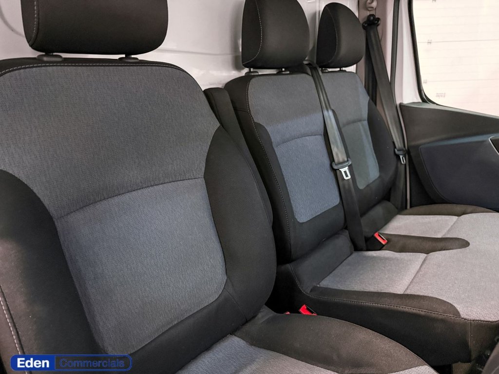 Used Vauxhall Vivaro 2018 for sale - 76724230: Photo 12