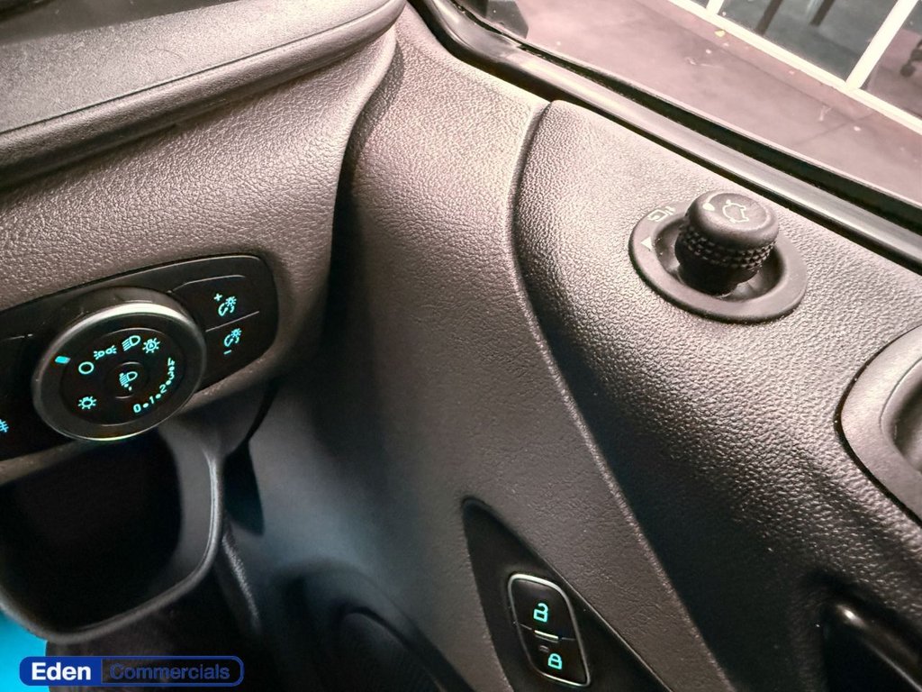 Used Ford Transit Custom 2023 for sale - 76291055: Photo 30