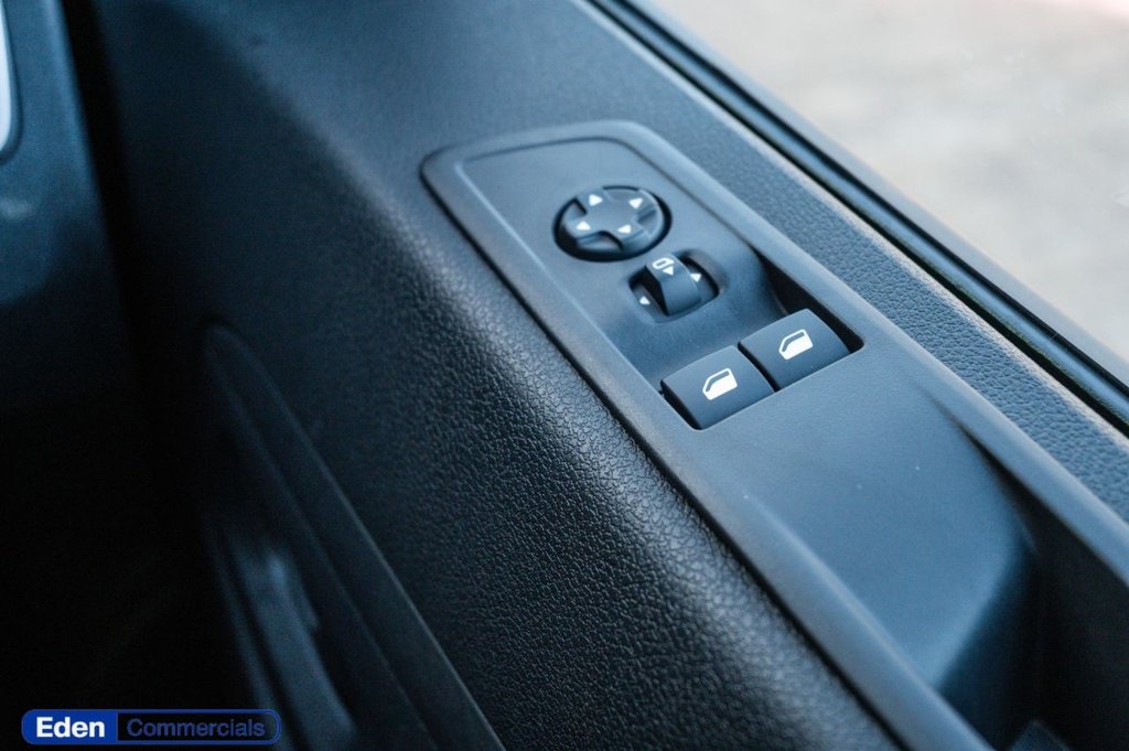 Used Vauxhall Vivaro 2025 for sale - 77080583: Photo 16