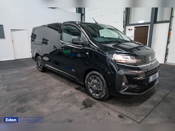 Vauxhall Vivaro feature image