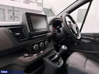 Used Renault Trafic 2023 for sale - 79804527: Photo