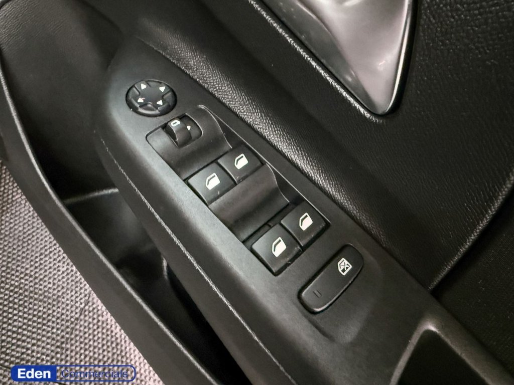 Used Vauxhall Corsa 2023 for sale - 77287529: Photo 18