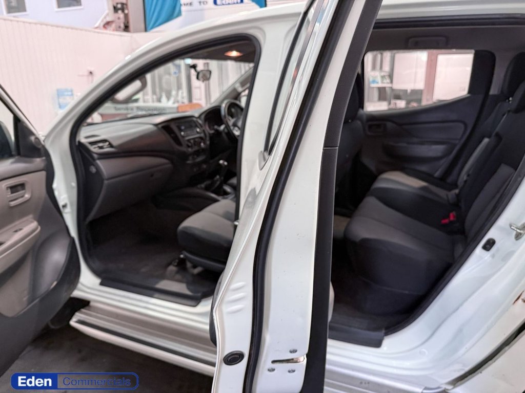 Used Mitsubishi L200 2017 for sale - 76469577: Photo 8