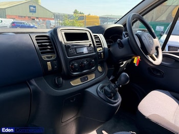 Used Vauxhall Vivaro 2016 for sale - 79233223: Photo