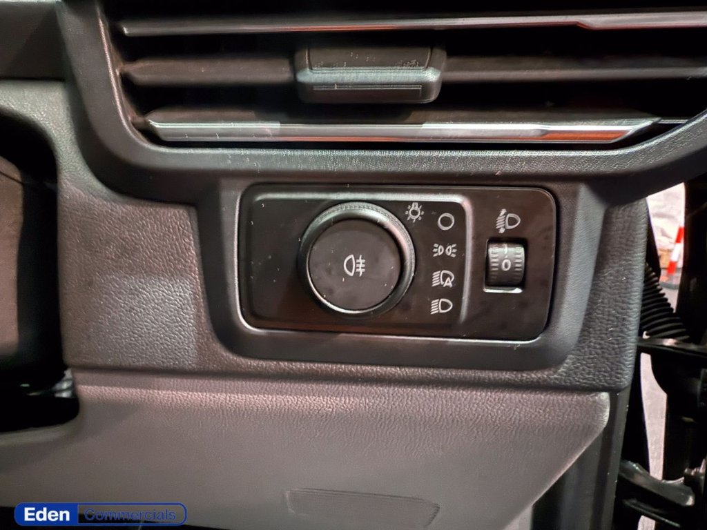 Used Ford Transit Custom 2024 for sale - 77341245: Photo 17