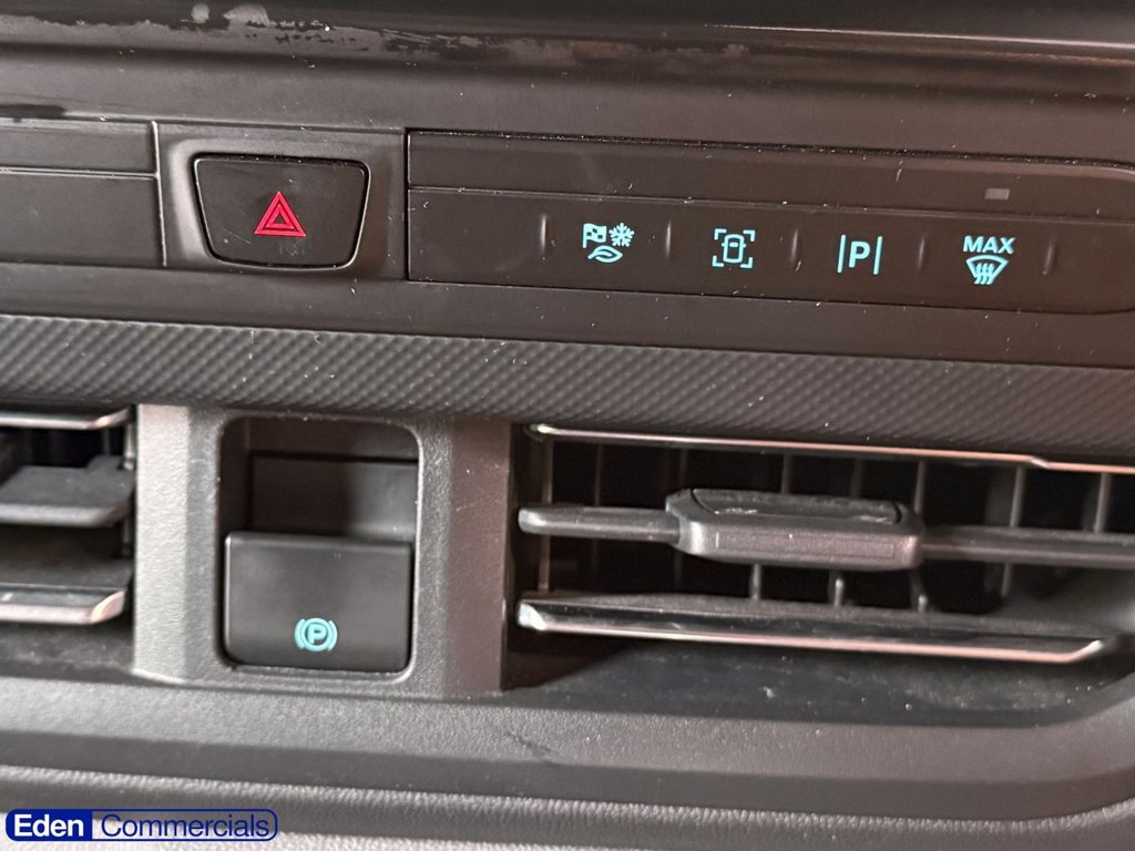 Used Ford Transit Custom 2024 for sale - 76604406: Photo 24