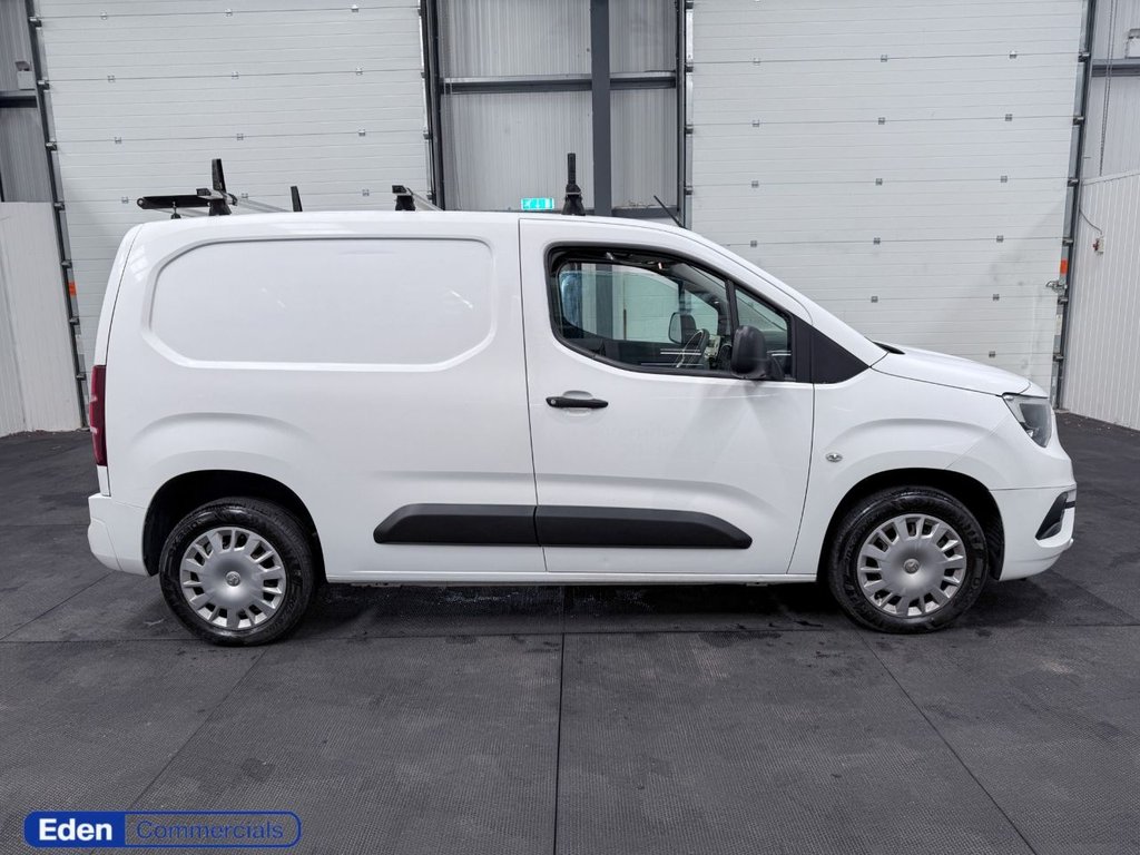 Used Vauxhall Combo 2020 for sale - 76429731: Photo 2