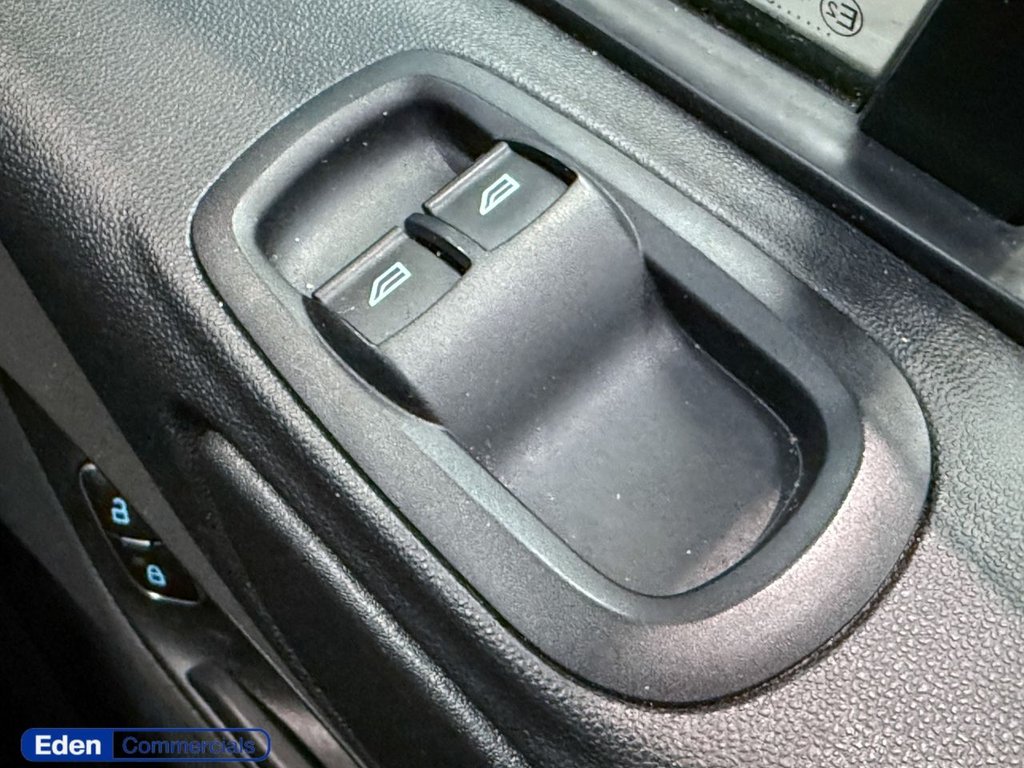 Used Ford Transit Custom 2023 for sale - 76570646: Photo 25