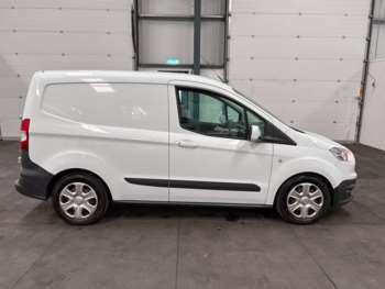 Used Ford Transit Courier 2017 for sale - 74607487: Photo
