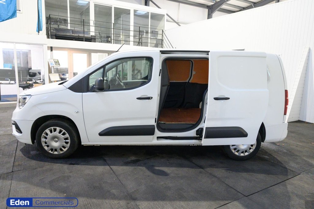 Used Vauxhall Combo 2022 for sale - 76883187: Photo 10
