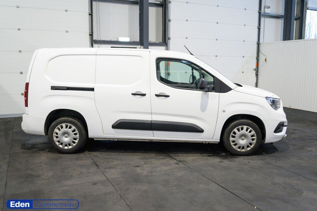 Used Vauxhall Combo 2022 for sale - 76883187: Photo 2