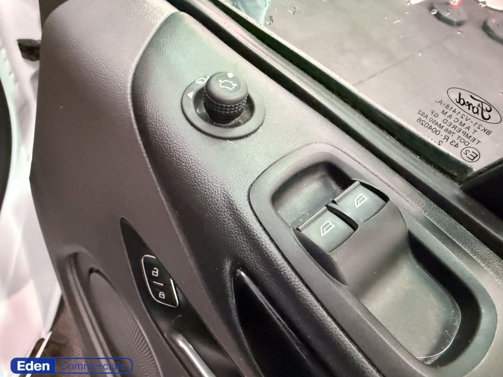 Used Ford Transit Custom 2023 for sale - 77383600: Photo 18