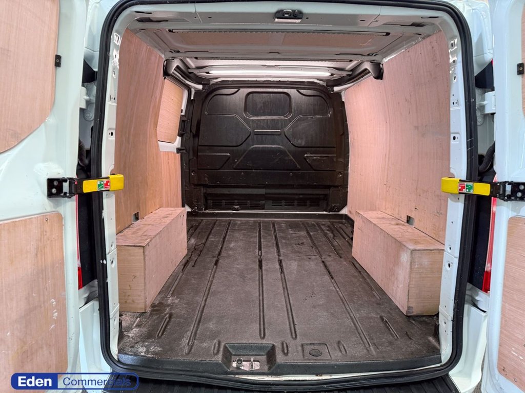 Used Ford Transit Custom 2023 for sale - 77383600: Photo 4