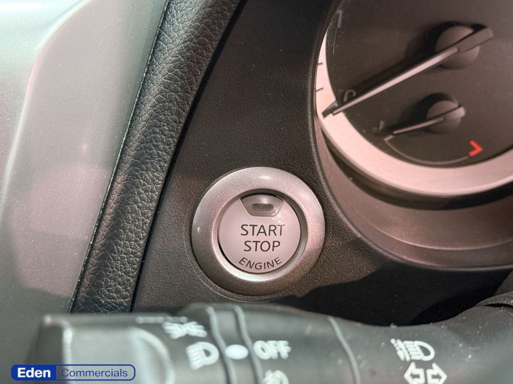 Used Nissan Navara 2021 for sale - 77557625: Photo 31