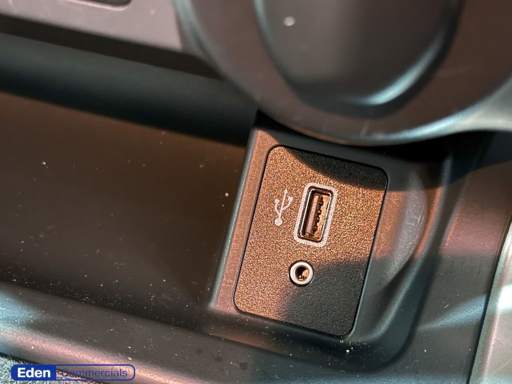 Used Nissan Navara 2021 for sale - 77557625: Photo 32