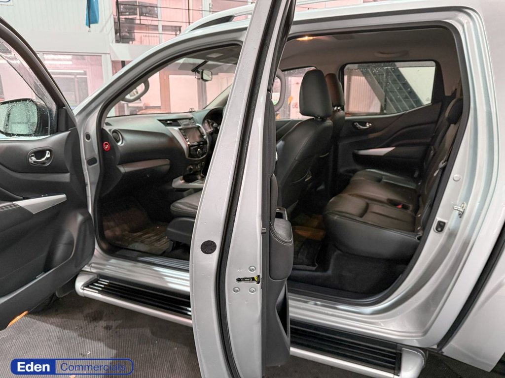 Used Nissan Navara 2021 for sale - 77557625: Photo 4