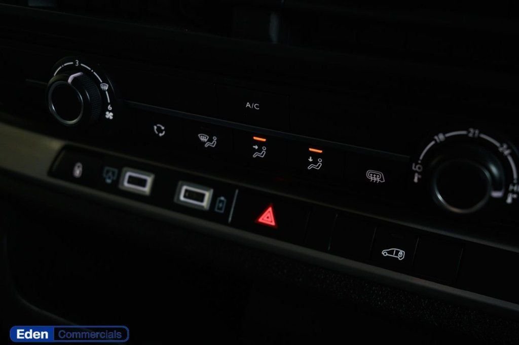 Used Vauxhall Vivaro 2024 for sale - 77655394: Photo 4