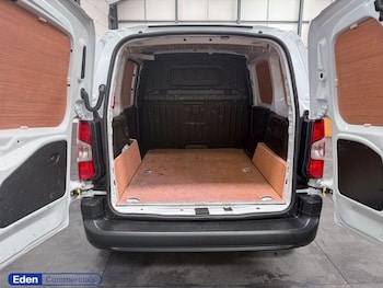 Used Citroen Berlingo 2023 for sale - 75359019: Photo