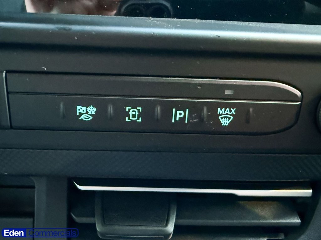 Used Ford Transit Custom 2025 for sale - 76642066: Photo 47