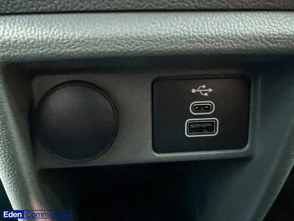 Used Ford Transit Custom 2025 for sale - 76642066: Photo 49