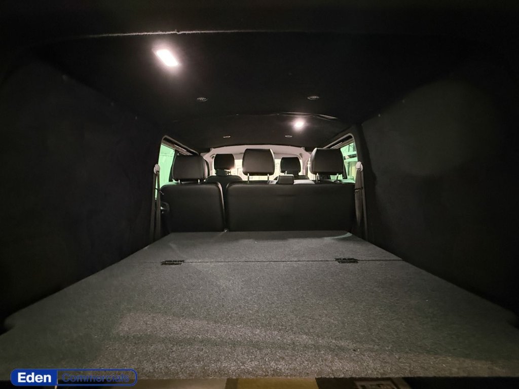 Used Volkswagen Transporter 2023 for sale - 77360063: Photo 4