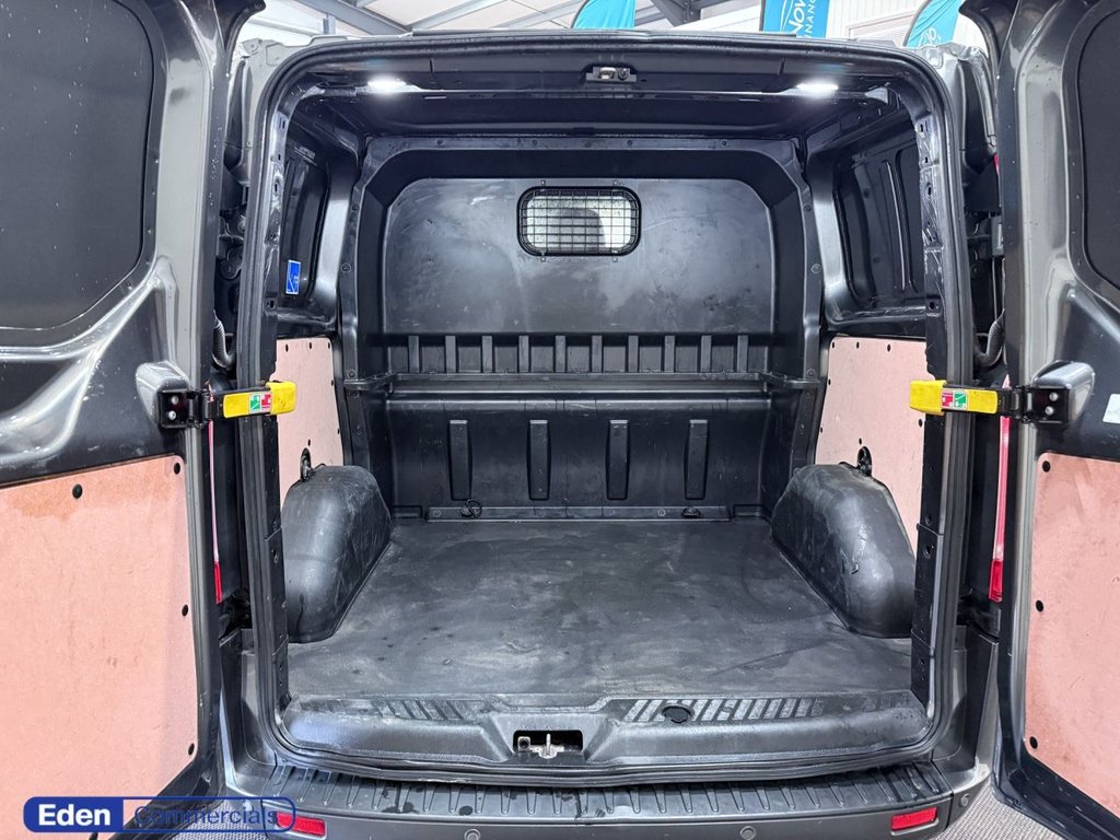 Used Ford Transit Custom 2023 for sale - 76482486: Photo 4