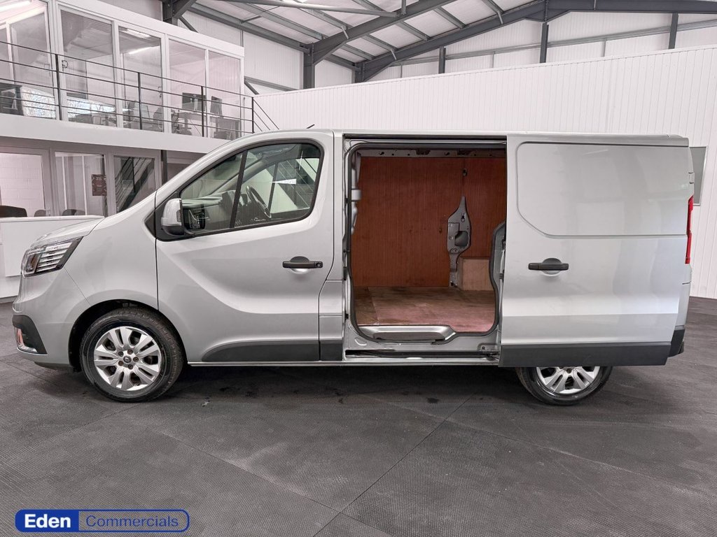 Used Renault Trafic 2022 for sale - 77967049: Photo 10