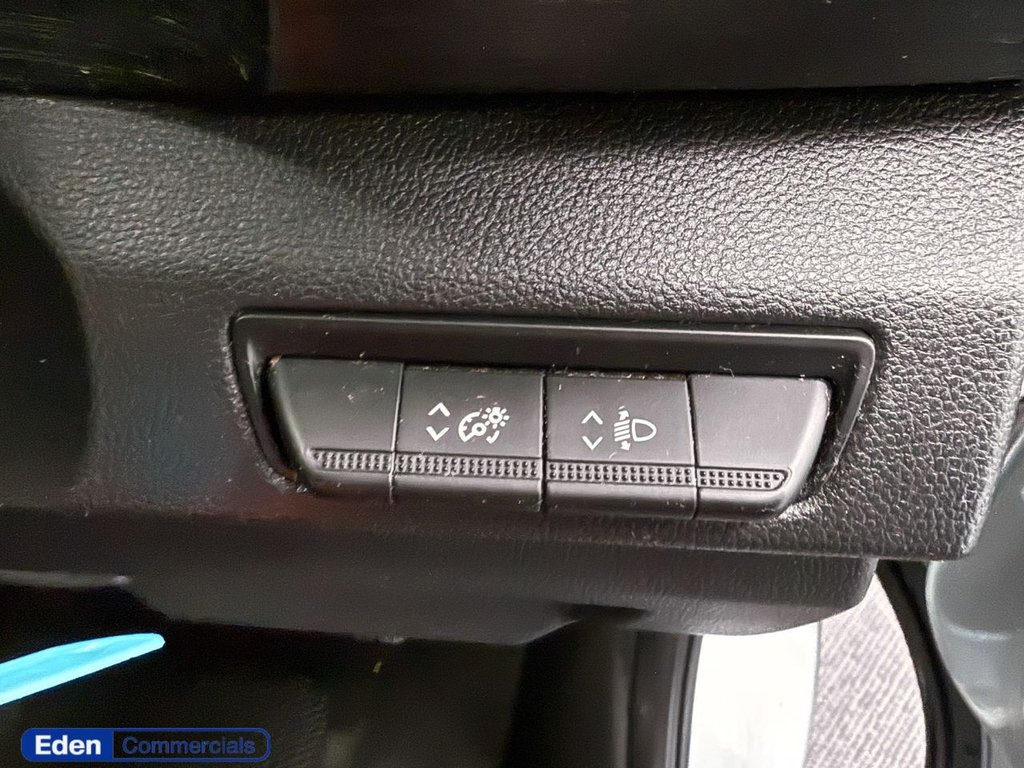 Used Renault Trafic 2022 for sale - 77967049: Photo 16