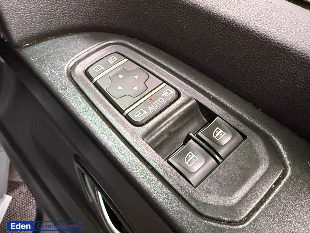 Used Renault Trafic 2022 for sale - 77967049: Photo 17