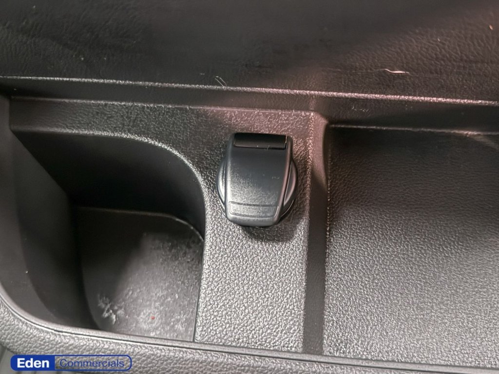 Used Renault Master 1970 for sale - 77572101: Photo 33