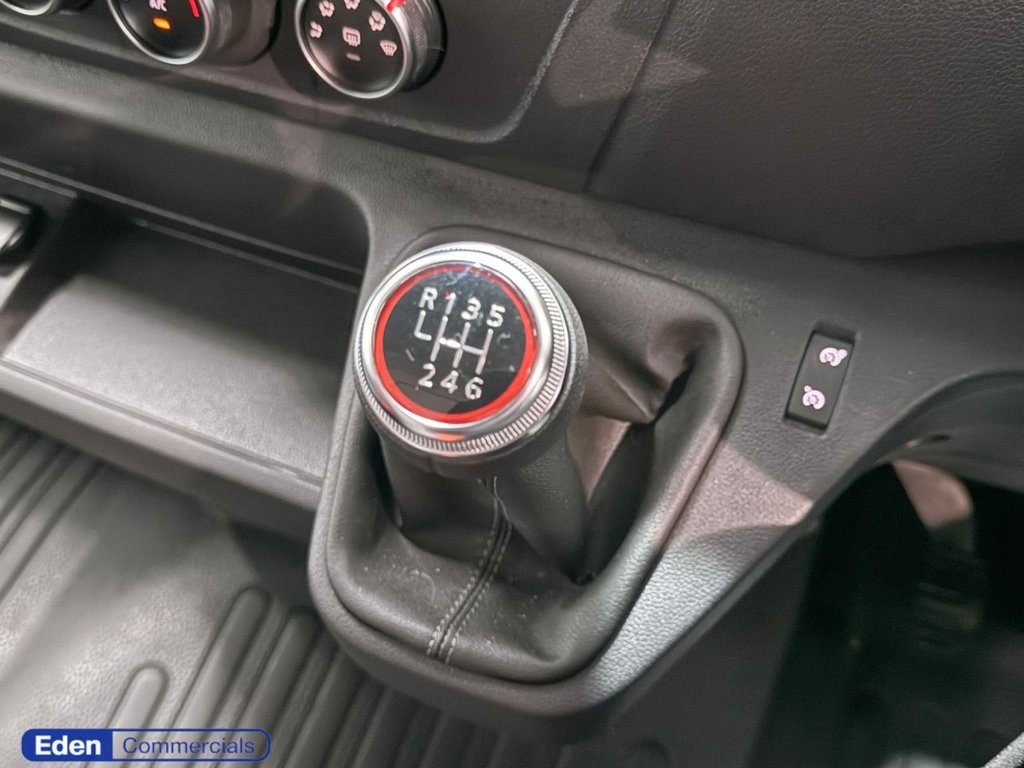 Used Renault Master 1970 for sale - 77572101: Photo 34