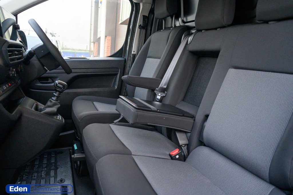 Used Vauxhall Vivaro 2025 for sale - 76973350: Photo 30