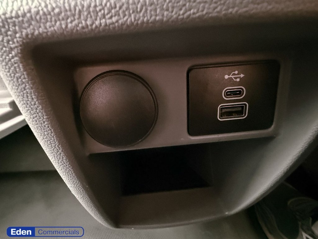 Used Ford Transit Custom 2024 for sale - 76820568: Photo 33