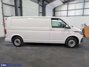 Used Volkswagen Transporter 2022 for sale - 79370432: Photo