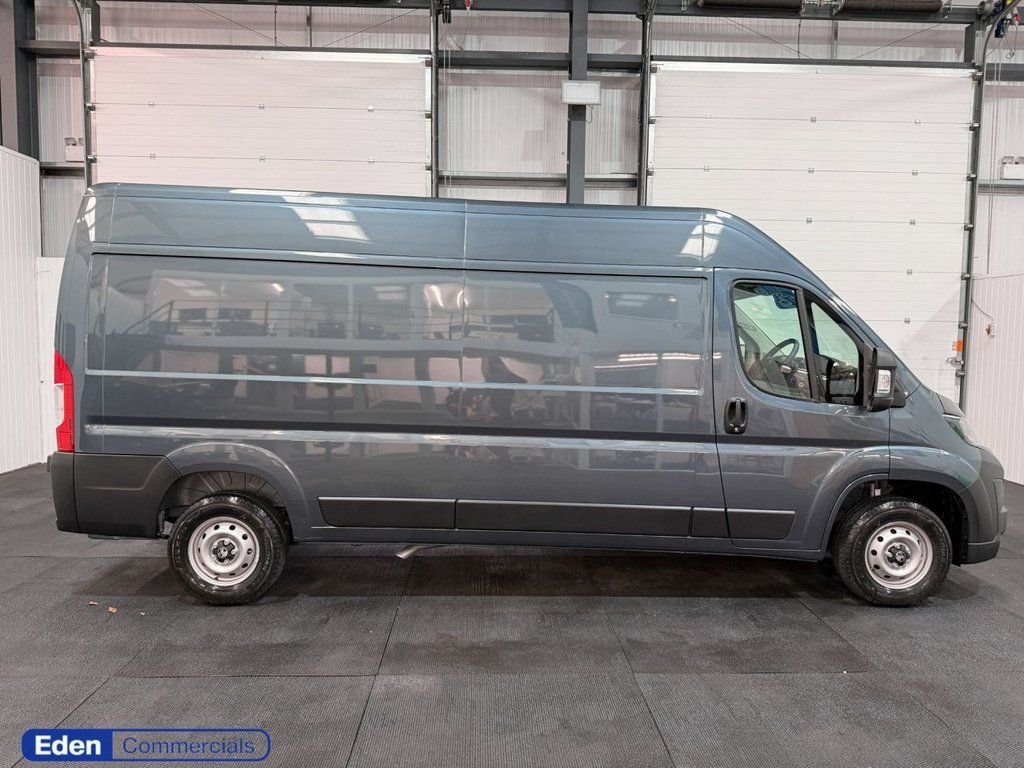Used Vauxhall Movano 2026 for sale - 77654538: Photo 2