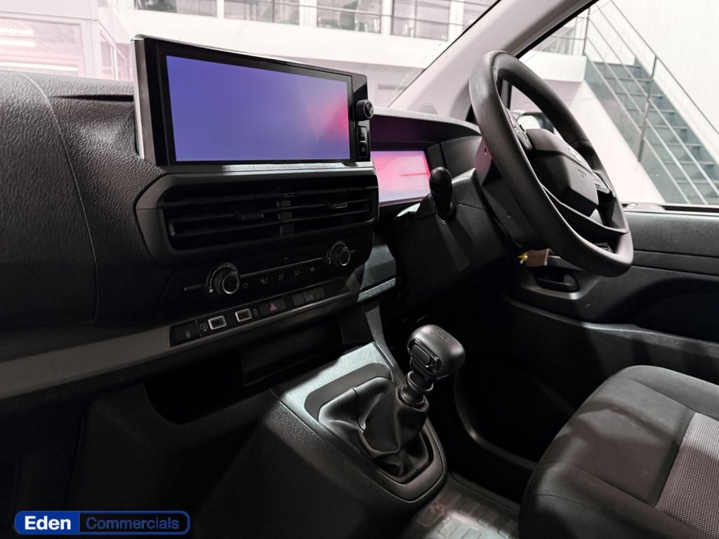 Used Vauxhall Vivaro 2024 for sale - 78030216: Photo 3