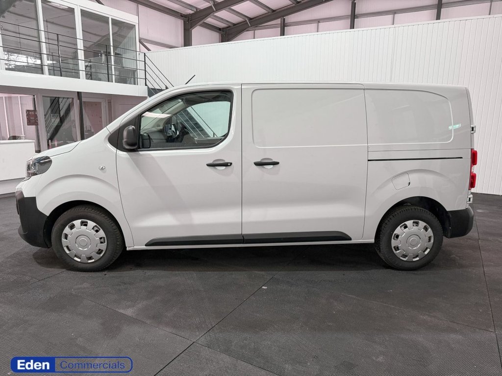 Used Vauxhall Vivaro 2024 for sale - 78030216: Photo 8