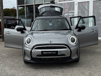 Used MINI Hatch 2023 for sale - 79618974: Photo