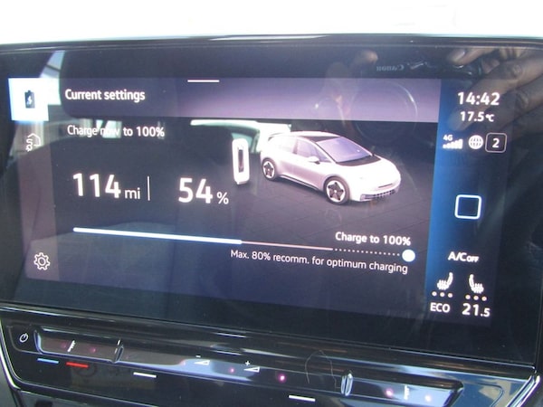 Used Volkswagen ID.3 2021 for sale - 72674363: Photo 32