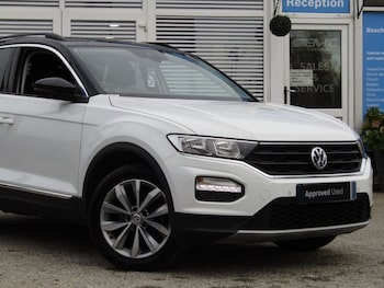 Used Volkswagen T-Roc 2019 for sale - 76509511: Photo